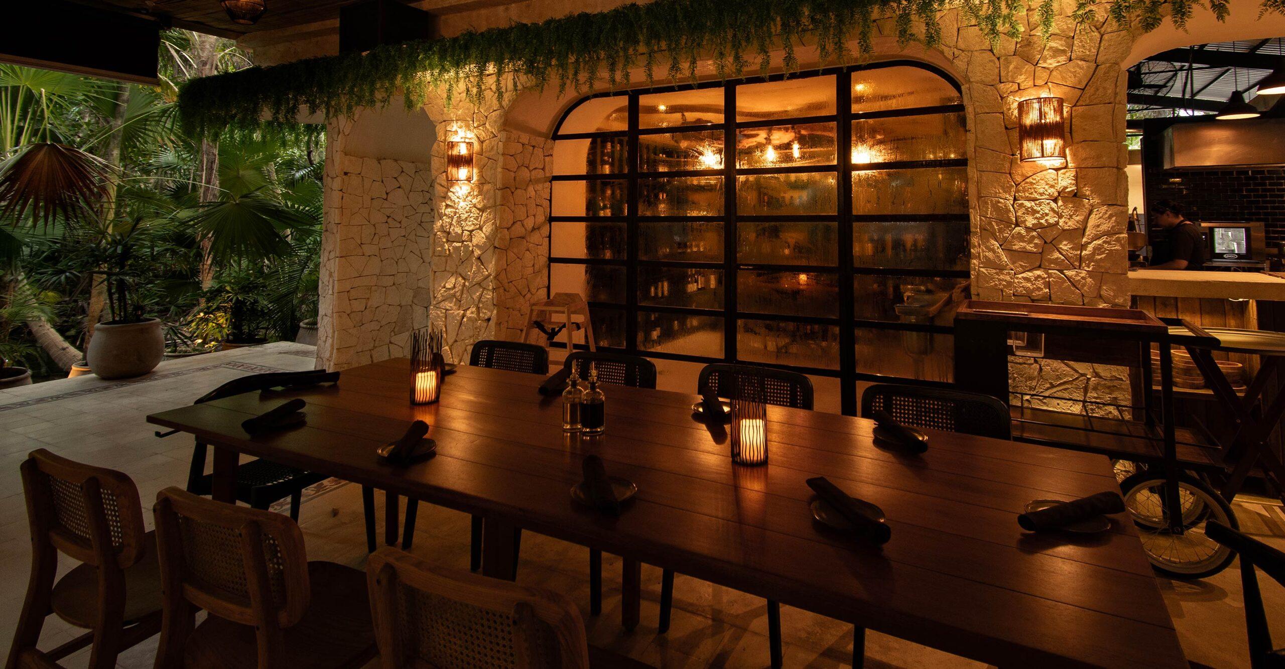 Interior del restaurante — Casa Rolandi Tulum